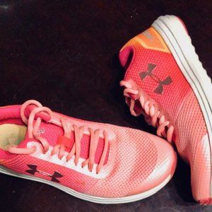 Under Armour shoes pink size 4